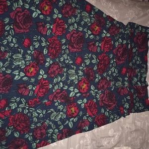 Lularoe 🌹 🥀 Maxi skirt LLR